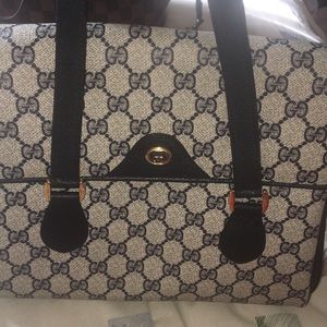 Gucci authentic vintage shoulder bag
